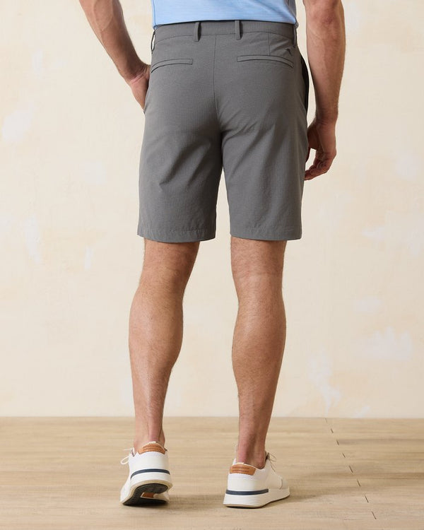 Tommy Bahama Chip Shot 10 IslandZone® Shorts | Fog Grey