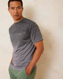 Tommy Bahama Ombre Tropic Crew Neck T-Shirt | Jet Black