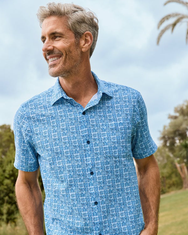 Tommy Bahama Bahama Coast Cozumel Tiles IslandZone® Shirt | Dew Drop